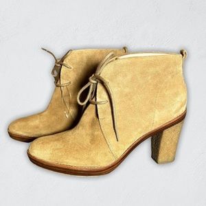 Michael Kors Suede Lace Up Chunky Heel Boot- Bootie 9.5- Great Condition
